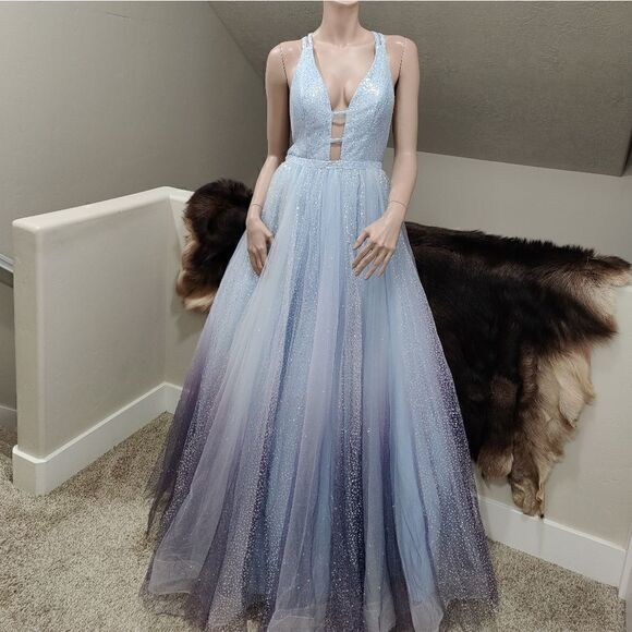 Stunning Blue Gradient V-Neck Sequined Ballgown - Picture 5 of 17